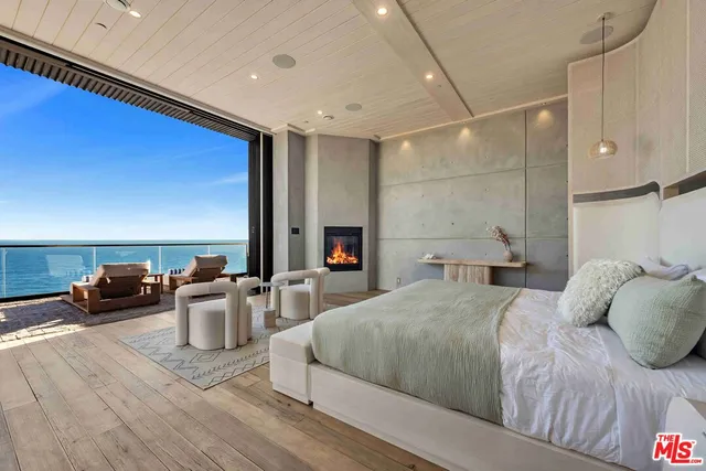 $34,999,000 | 11824 Ellice Street, Malibu, CA 90265