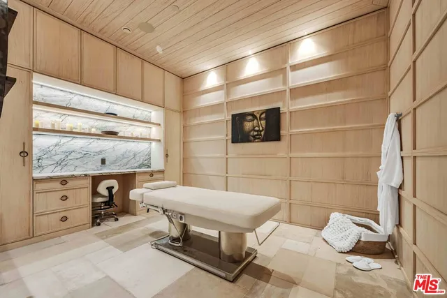 $34,999,000 | 11824 Ellice Street, Malibu, CA 90265