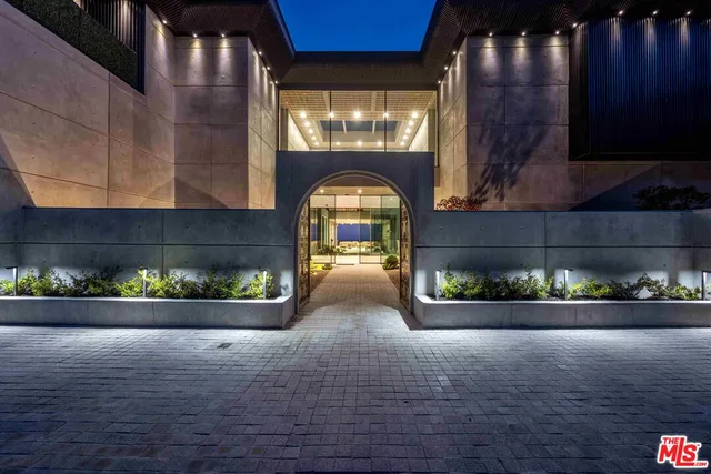 $34,999,000 | 11824 Ellice Street, Malibu, CA 90265