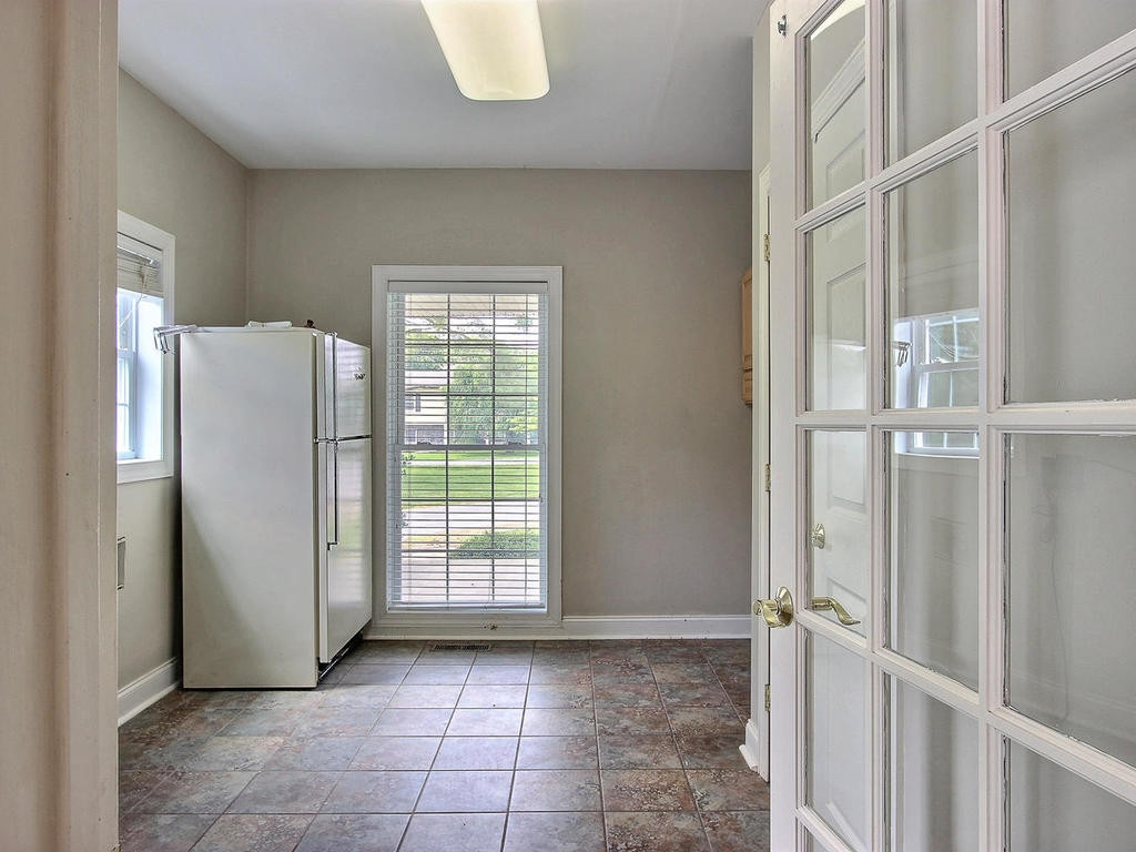 147 El Bowers Road Elizabethton, TN 37643 - Photo 16 of 36 Photo 16
