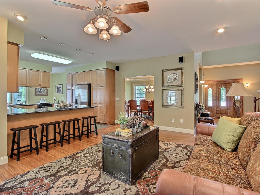 147 El Bowers Road Elizabethton, TN 37643 - Photo 10 of 36 Photo 10