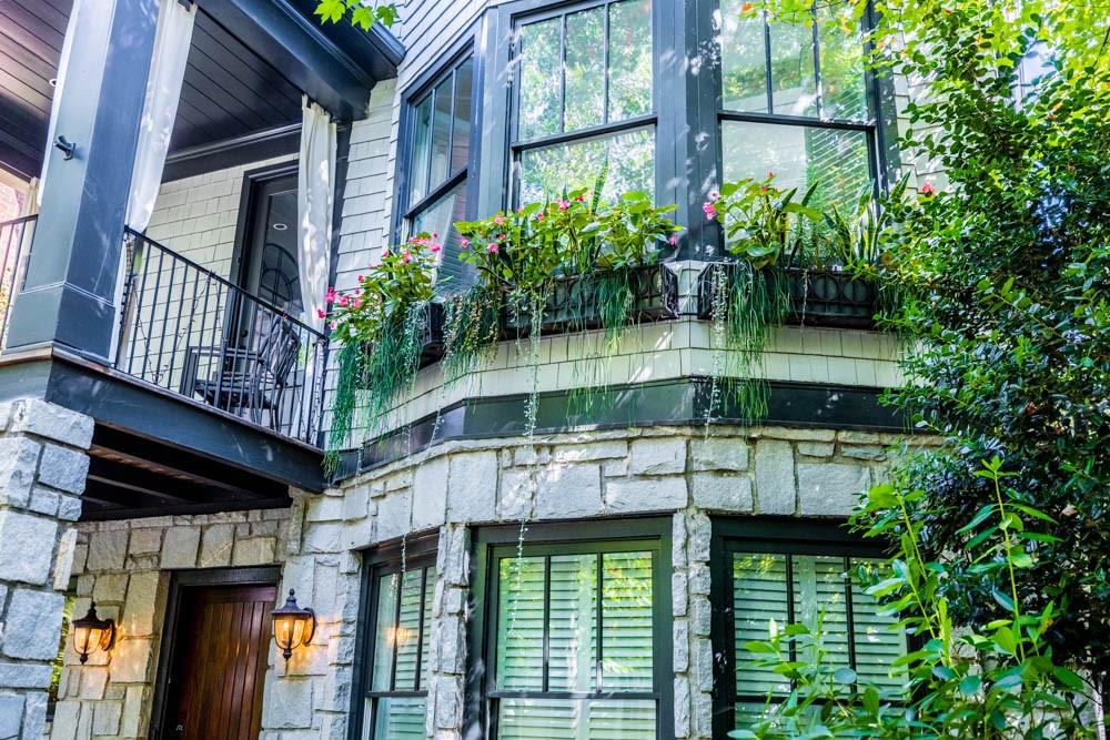 470 Hamilton Street Southeast Atlanta, GA 30316 - Photo 2 of 65