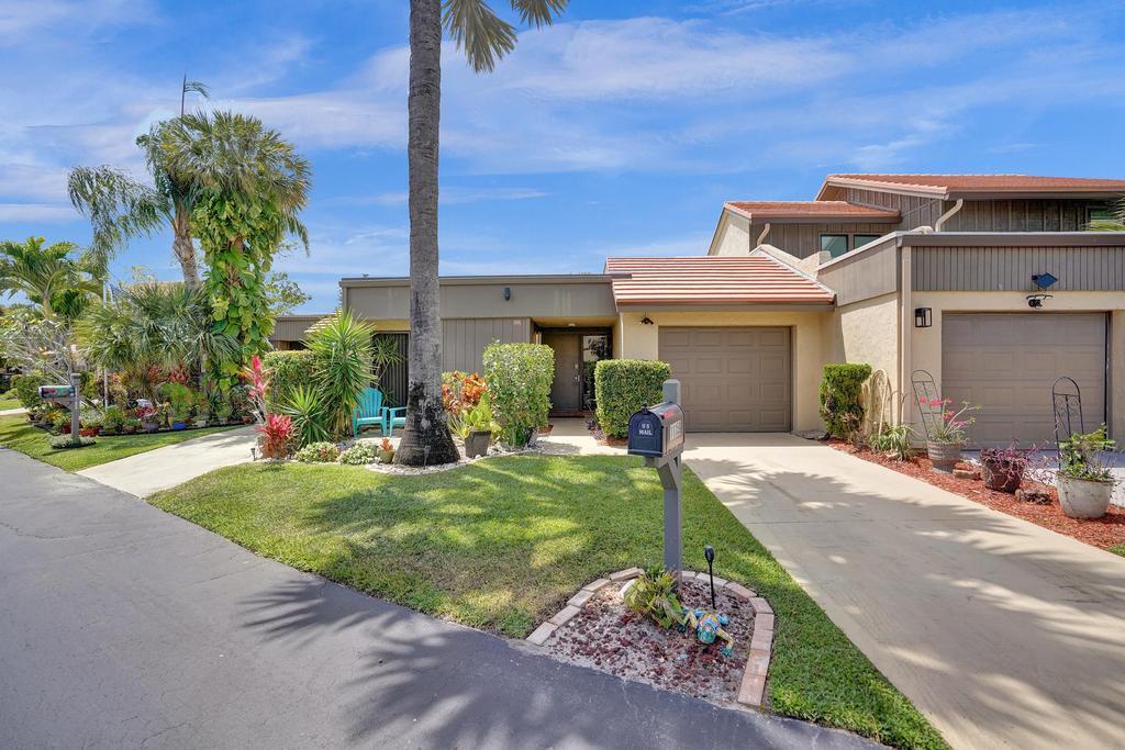 11159 Oakdale Road Boynton Beach, FL 33437 - Photo 1 of 23 Tropical Paradise