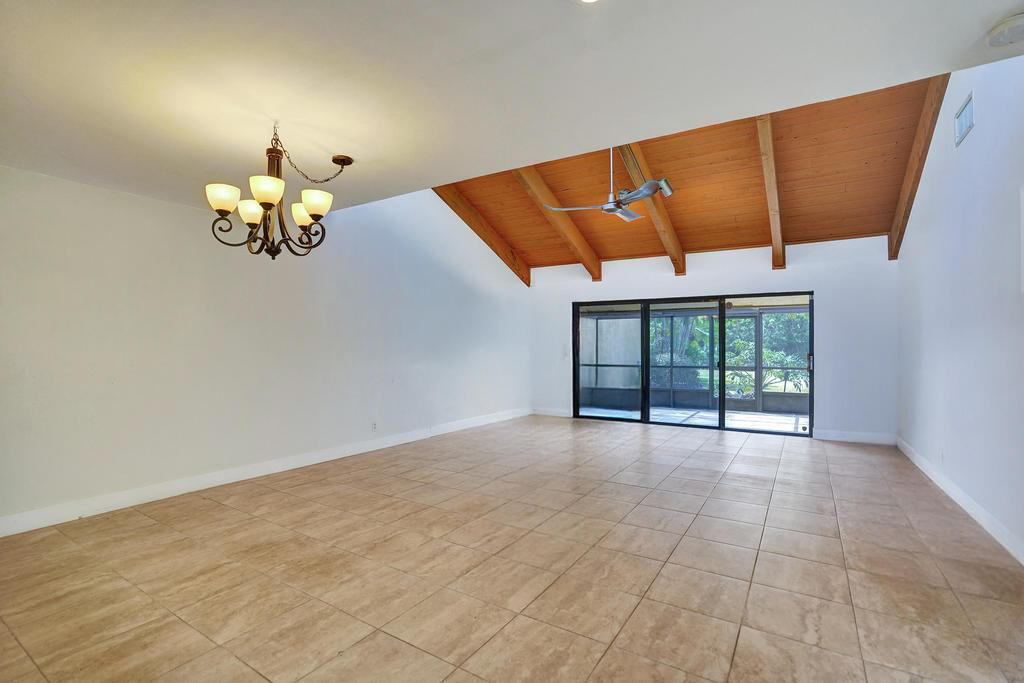 11159 Oakdale Road Boynton Beach, FL 33437 - Photo 18 of 23 Dining Living Area