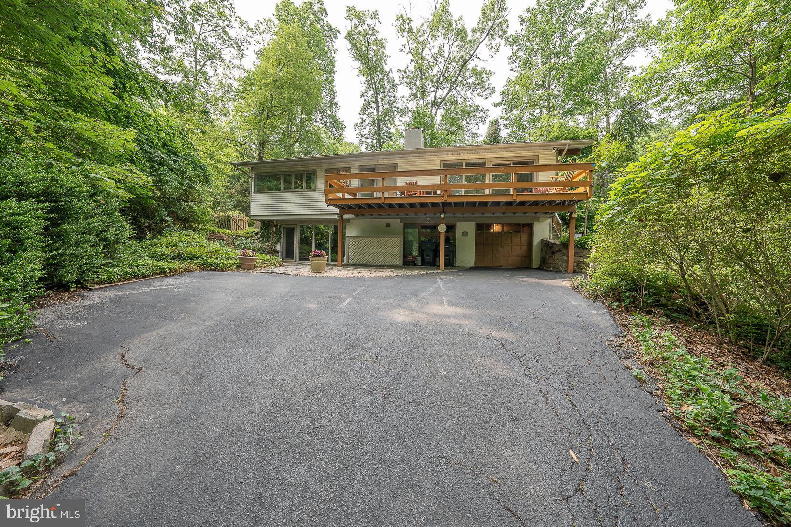 626 Upper Weadley Road Wayne, PA 19087 - Photo 2 of 72
