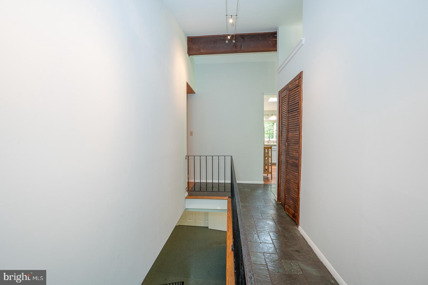 626 Upper Weadley Road Wayne, PA 19087 - Photo 4 of 72