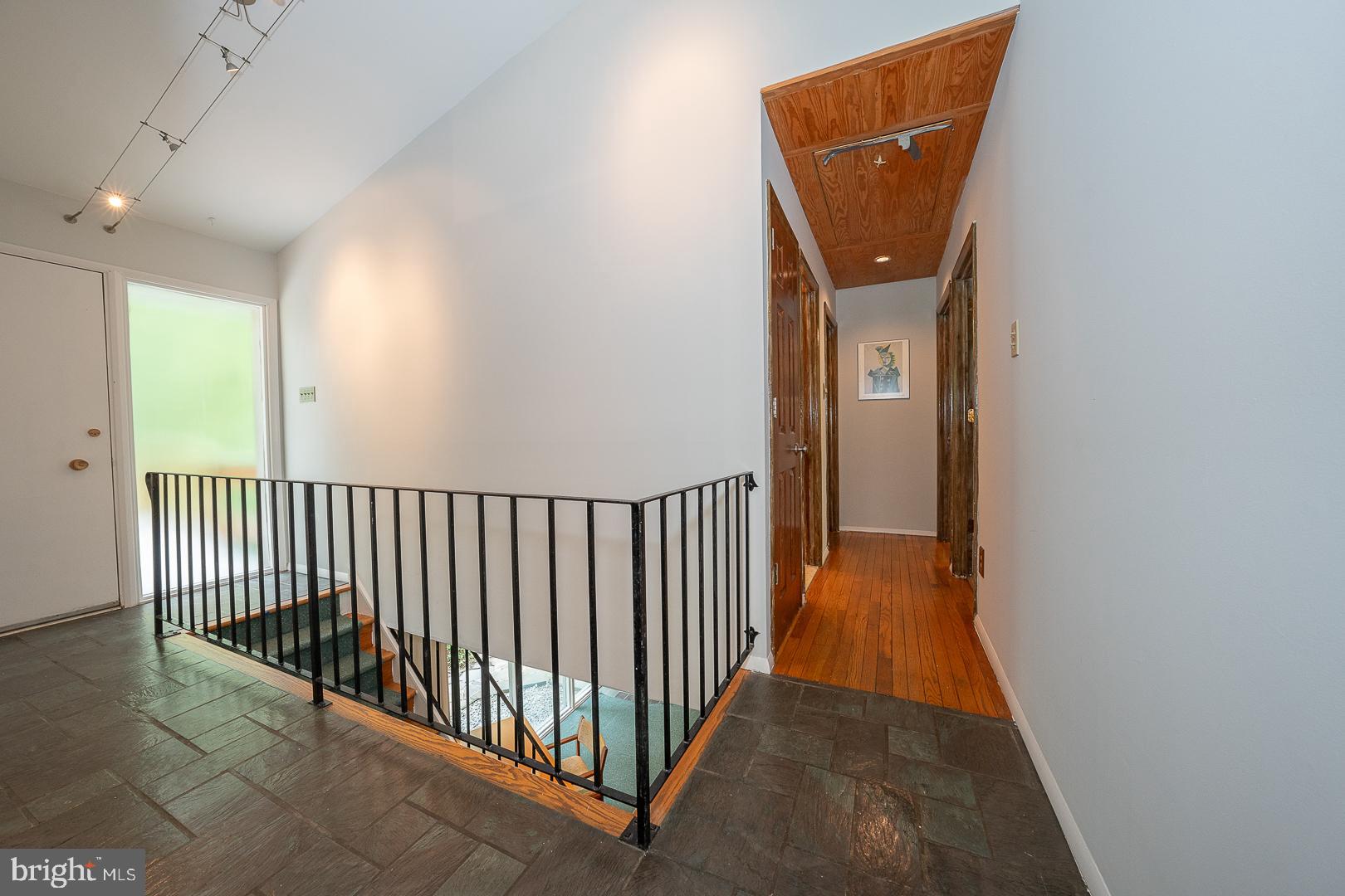 626 Upper Weadley Road Wayne, PA 19087 - Photo 5 of 72