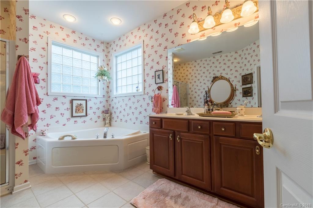 372 Garnet Court, Unit 234 Fort Mill, SC 29708 - Photo 20 of 32 Gallery Image 20
