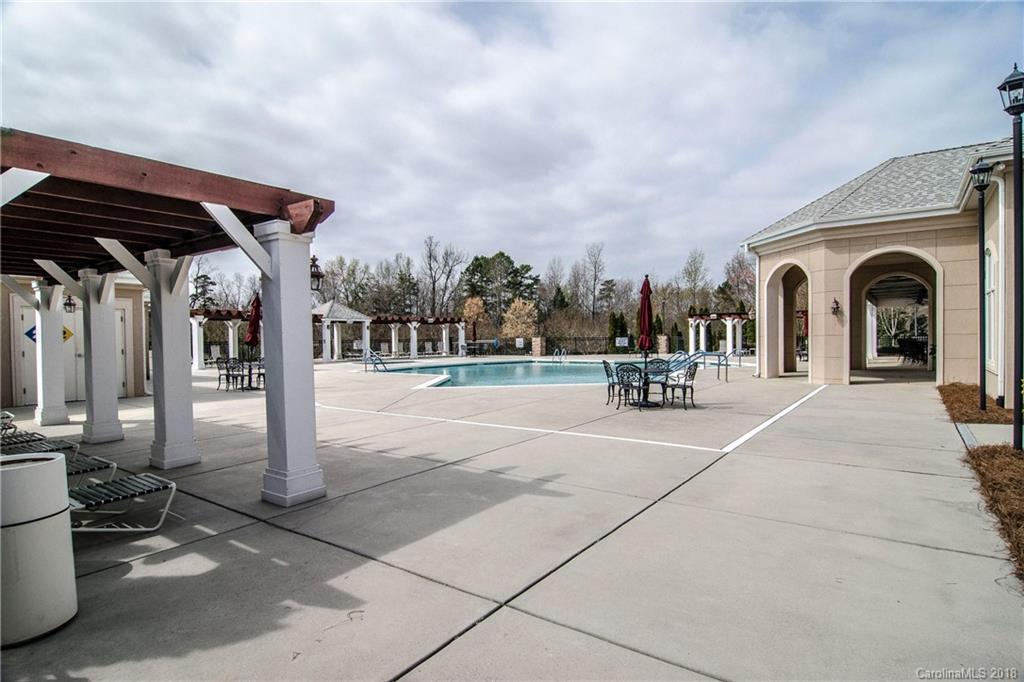 372 Garnet Court, Unit 234 Fort Mill, SC 29708 - Photo 29 of 32 Gallery Image 29