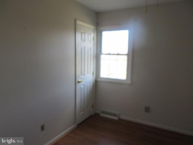 344 Cayots Corner Road Chesapeake City, MD 21915 - Photo 15 of 28 an empty room with a window