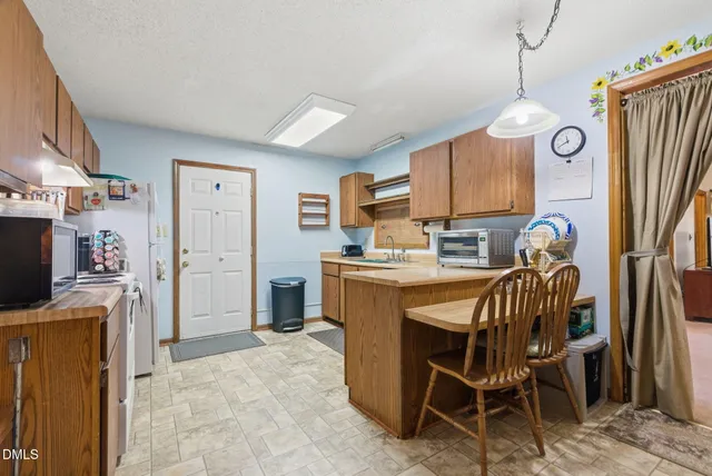 $400,000 | 3504 Constellation Drive, Raleigh, NC 27604