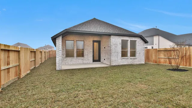 $349,900 | 636 Crested Duck Court, Willis, TX 77318