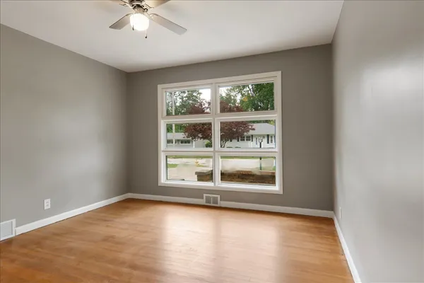 $244,000 | 2114 Peirce Avenue, Bloomington, IL 61701
