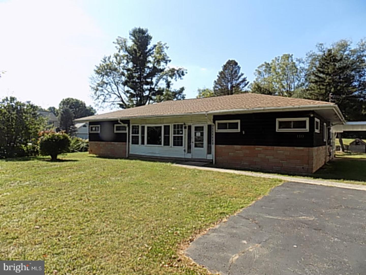 110 Gibraltar Road Reading, PA 19606 - Photo 2 of 11 Gallery Image 2
