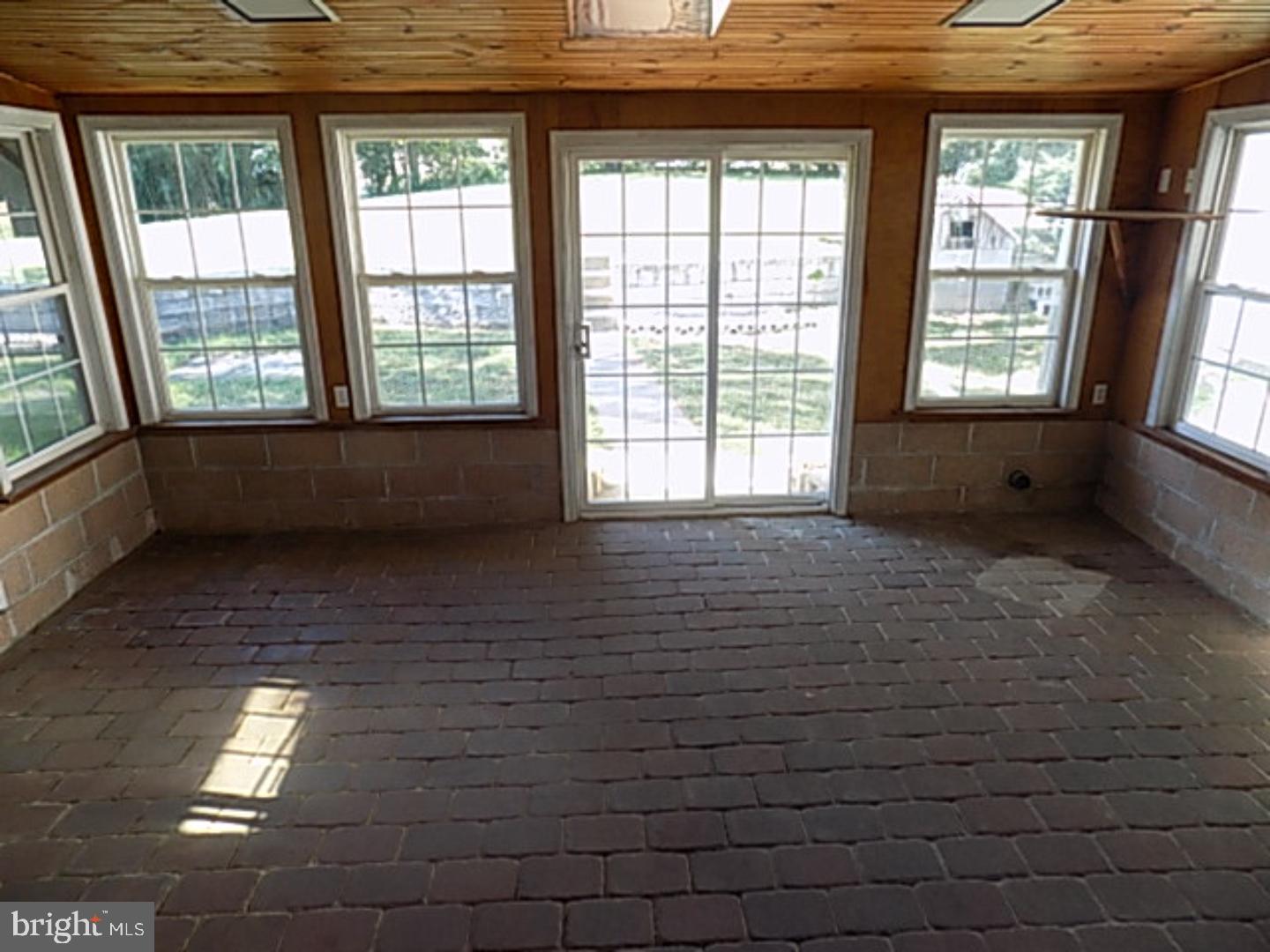 110 Gibraltar Road Reading, PA 19606 - Photo 7 of 11 Gallery Image 7