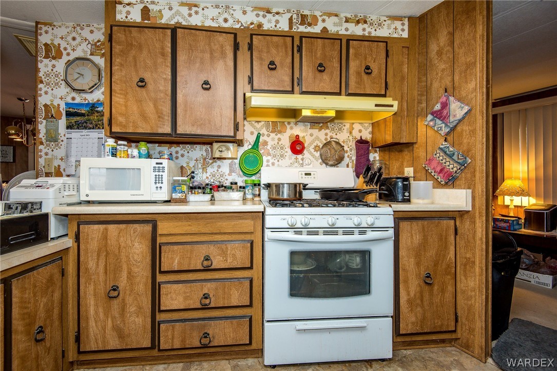 1910 Balsa Road Bullhead City, AZ 86442 - Photo 11 of 50 Gallery Image 11