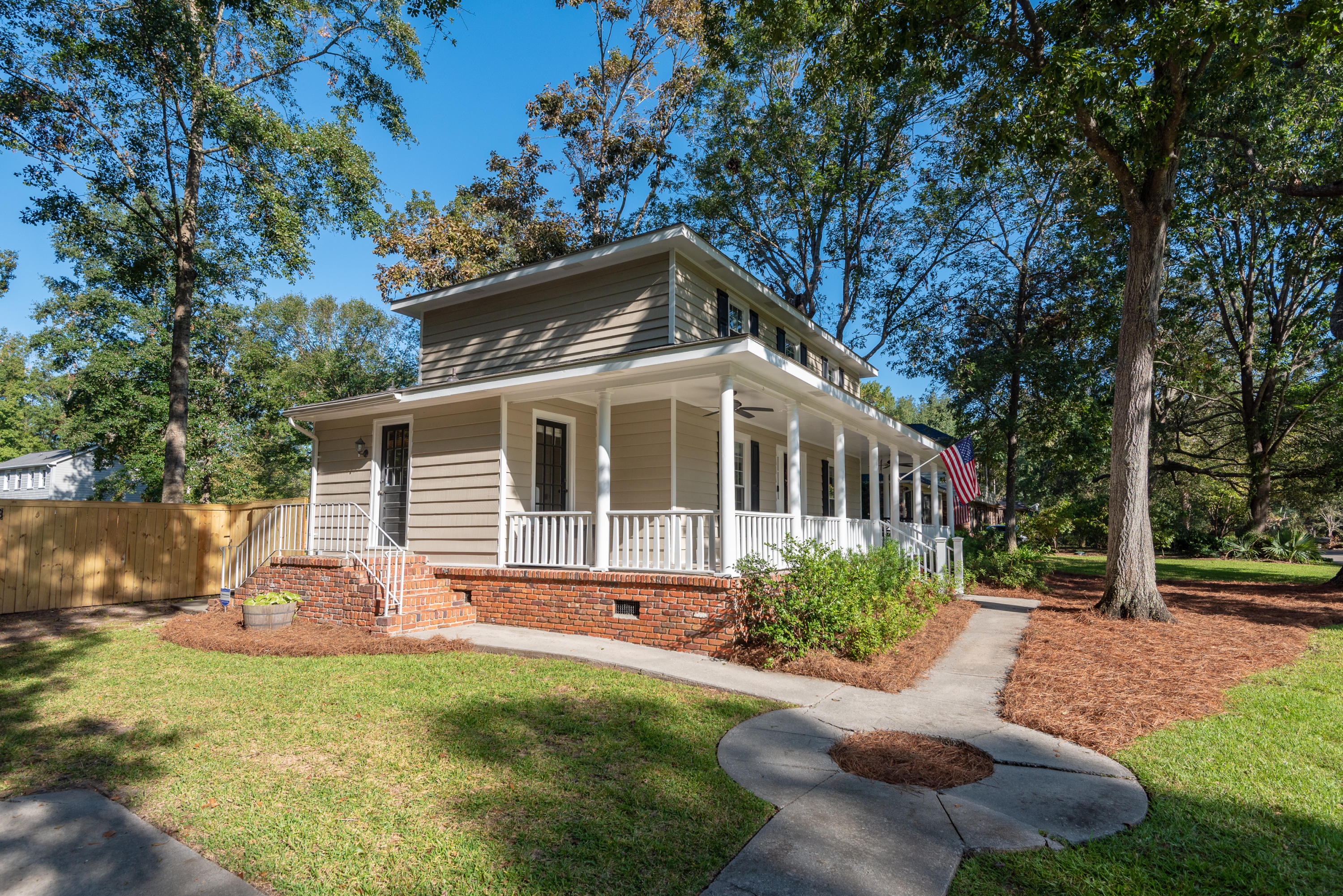 1032 Royalist Road Mount Pleasant, SC 29464 - Photo 4 of 45 1032RoyalistRoad-4