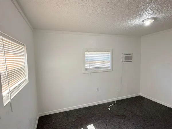 $1,850 | 4618 20th Avenue South, St. Petersburg, FL 33711