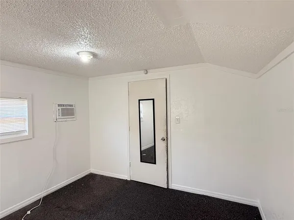 $1,850 | 4618 20th Avenue South, St. Petersburg, FL 33711