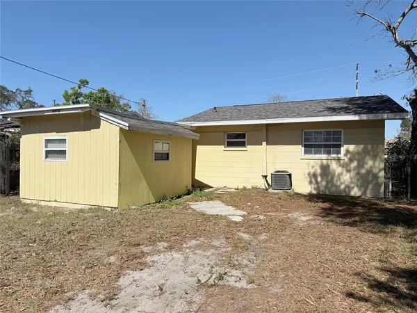 $1,850 | 4618 20th Avenue South, St. Petersburg, FL 33711