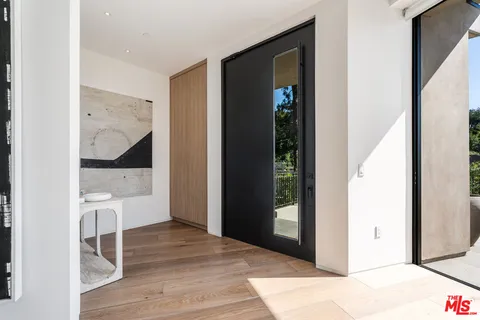 $7,495,000 | 1205 Las Lomas Place, Pacific Palisades, CA 90272