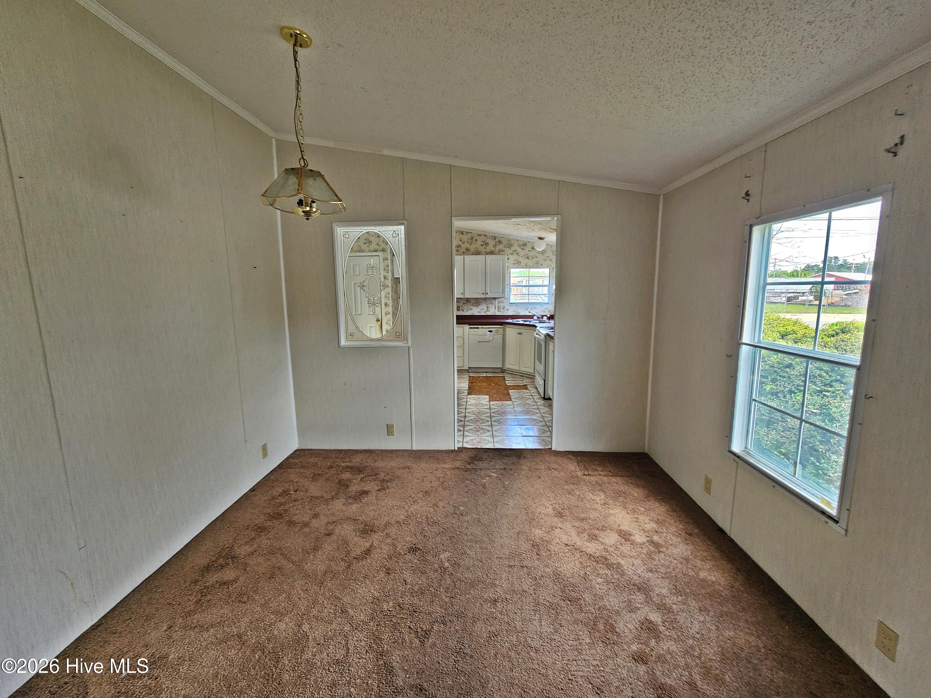 608 Old Whiteville Road Lumberton, NC 28358 - Photo 17 of 34 dining a