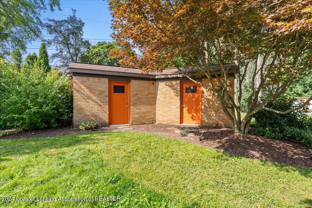 1607 Hitching Post Road East Lansing, MI 48823 - Photo 16 of 61 58-Media Jett - 47