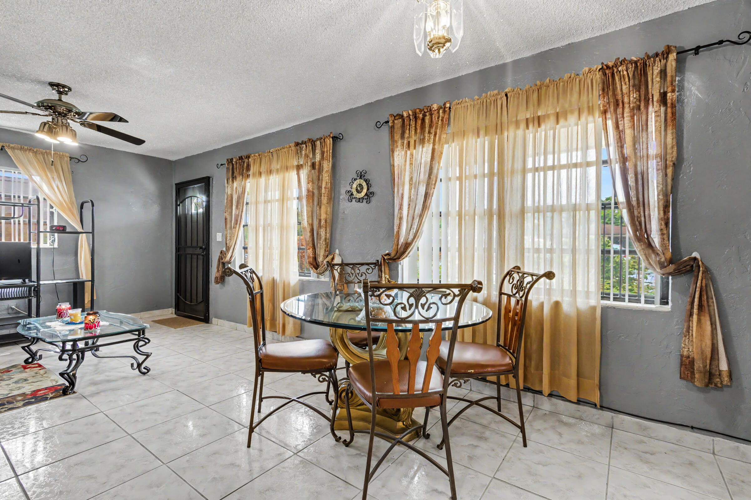 6417 Southwest 23rd Street Miramar, FL 33023 - Photo 17 of 45 6417-20