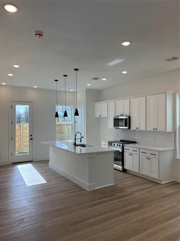 $1,850 | 1464 Ferguson Way, Unit A, Houston, TX 77088