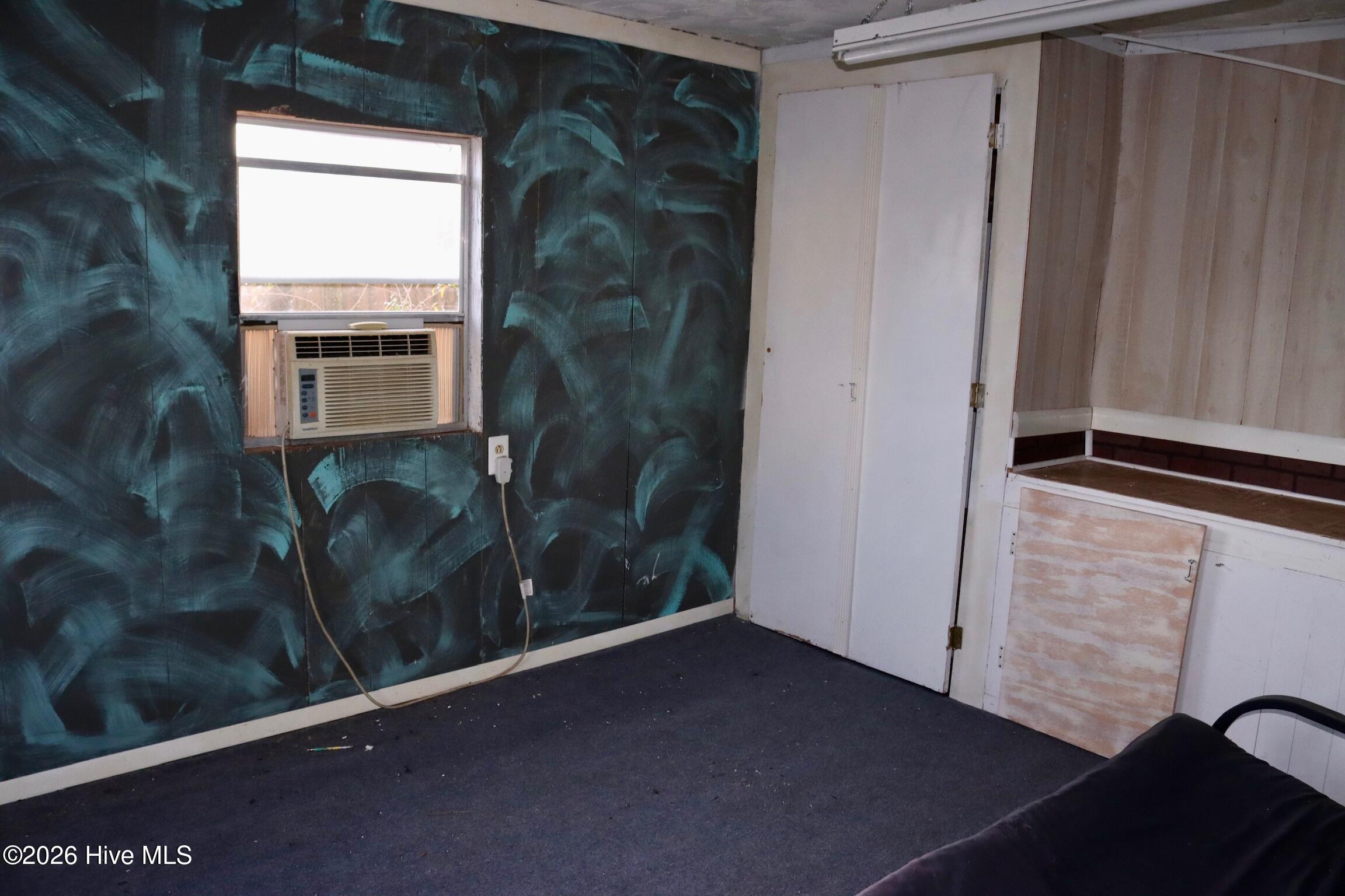 2078 Blue Creek Road Jacksonville, NC 28540 - Photo 46 of 48 Shed left side