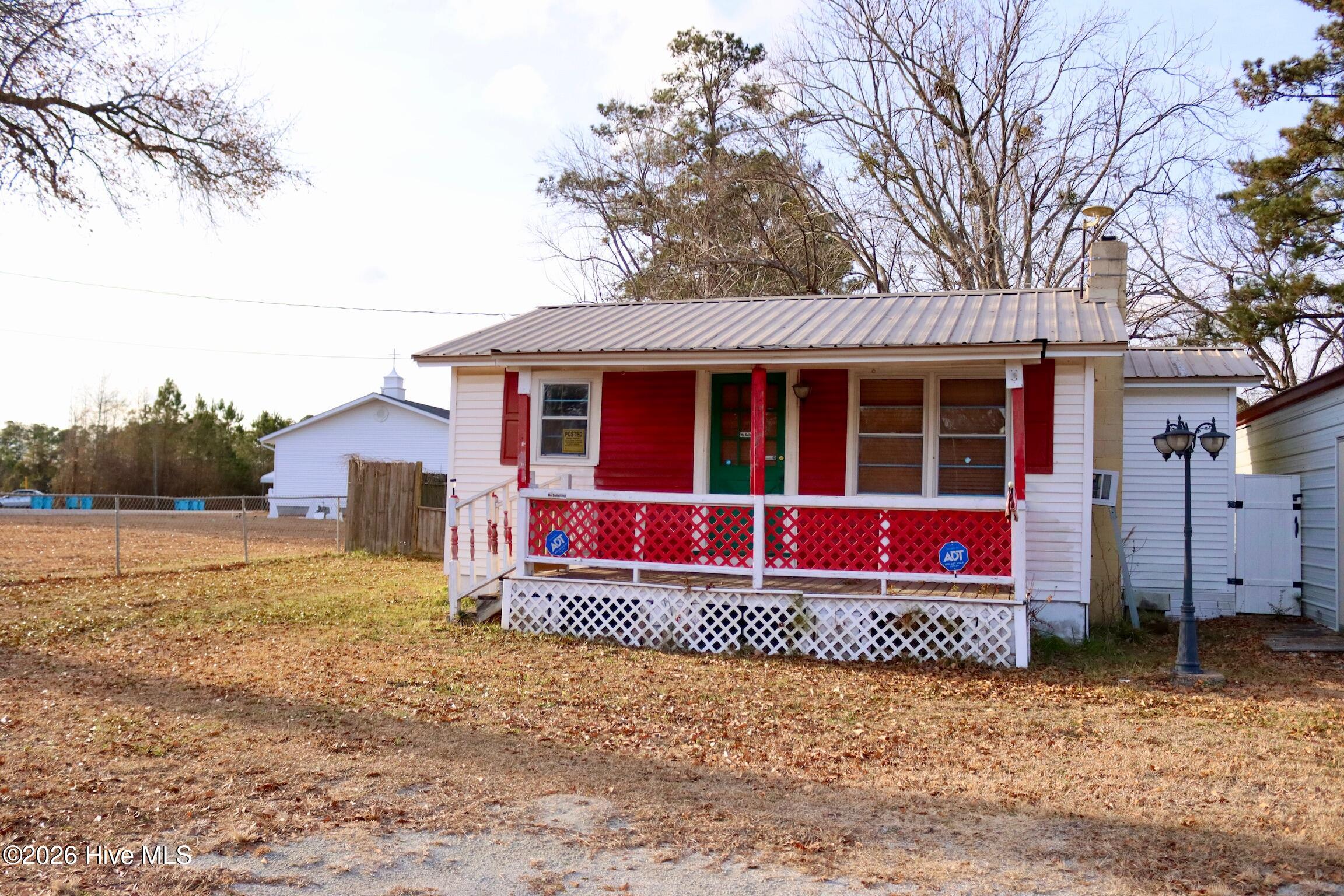 2078 Blue Creek Road Jacksonville, NC 28540 - Photo 5 of 48 Front Exterior