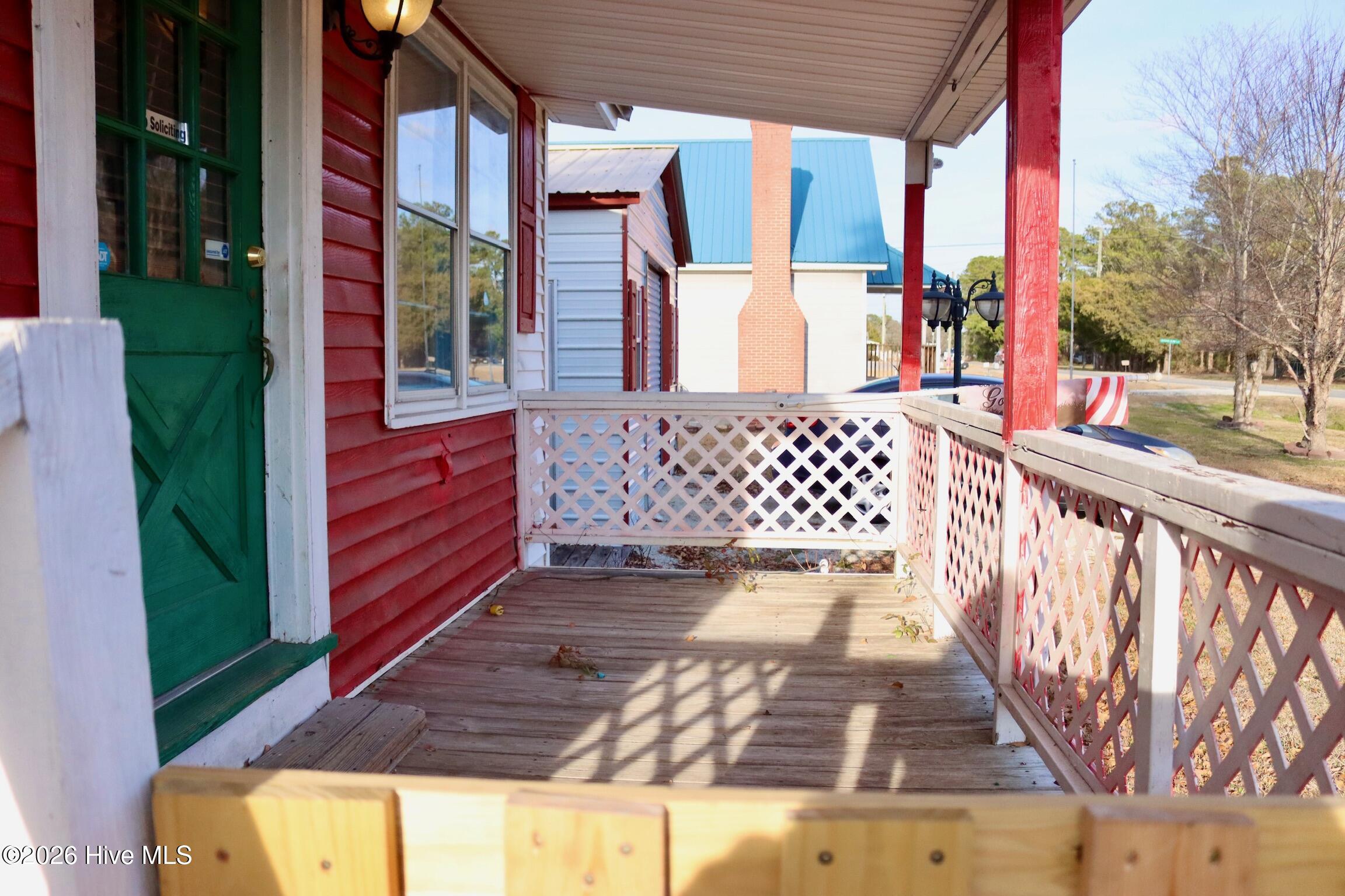 2078 Blue Creek Road Jacksonville, NC 28540 - Photo 8 of 48 Porch