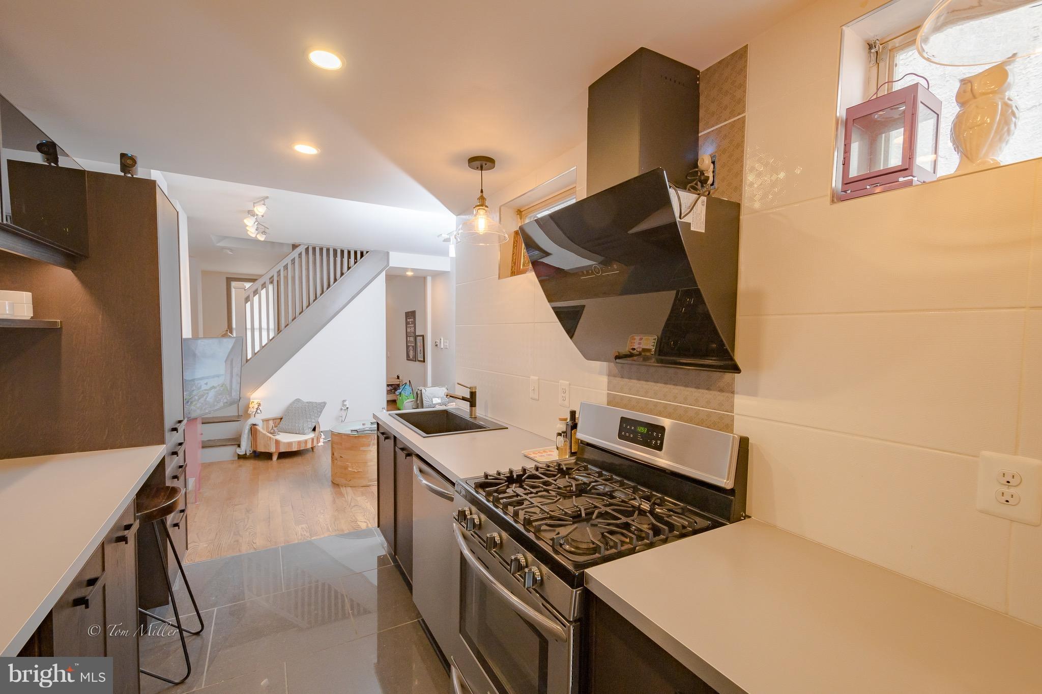 3527 Keswick Road Baltimore, MD 21211 - Photo 17 of 21 Kitchen