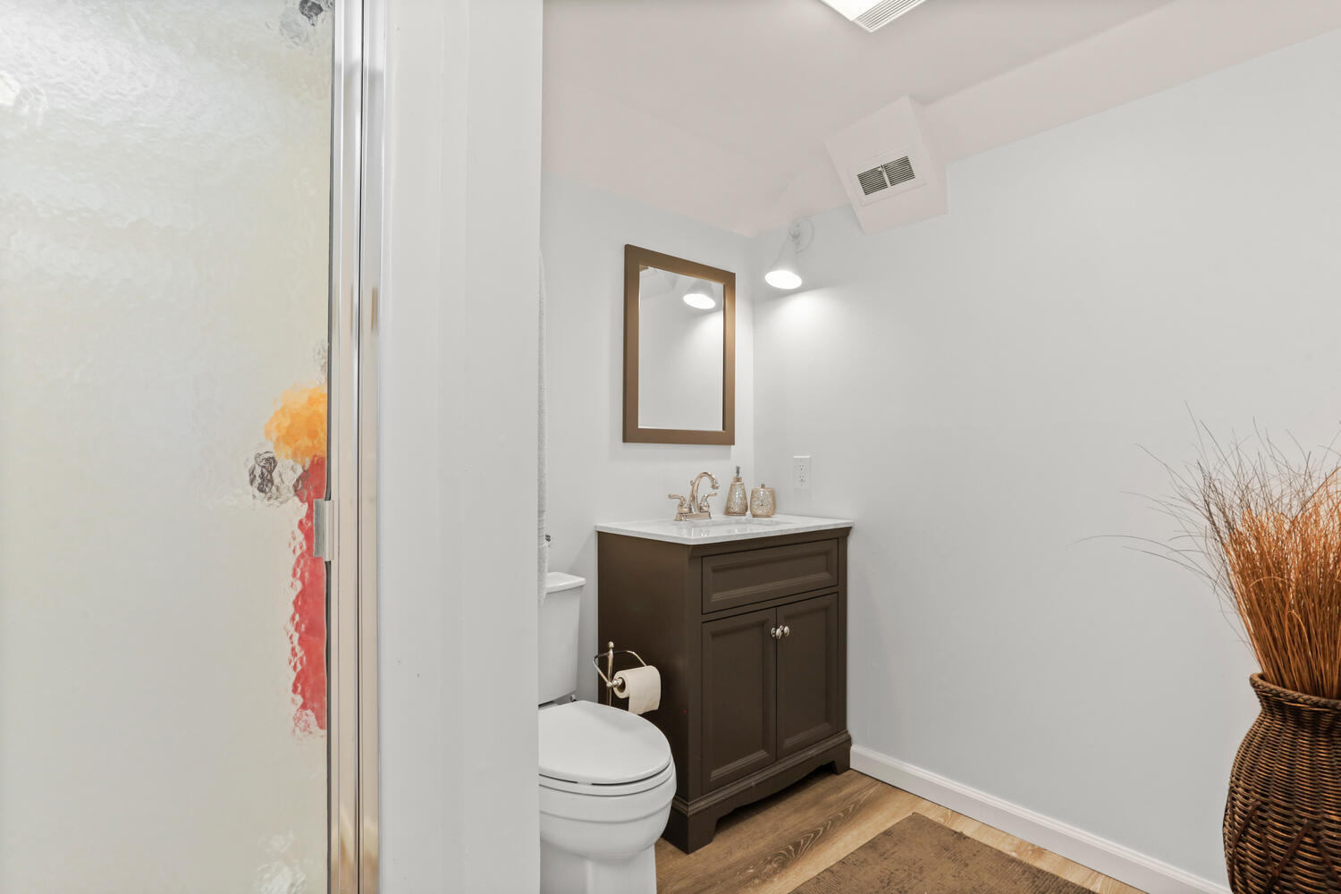 42 Pine Point Road Rowayton, CT 06853 - Photo 23 of 32 a bathroom with a sink toilet and mirror