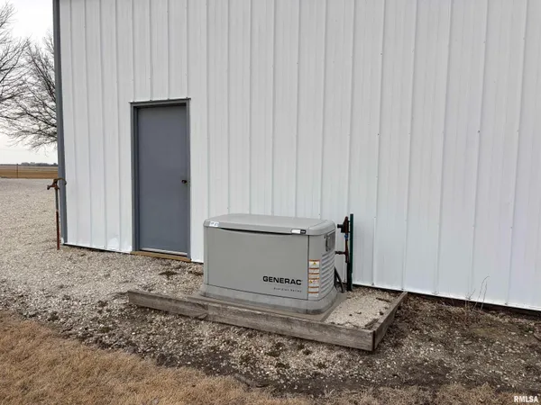 $309,000 | 7610-700 700 E Street, Neponset, IL 61345