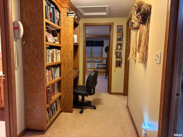 $309,000 | 7610-700 700 E Street, Neponset, IL 61345