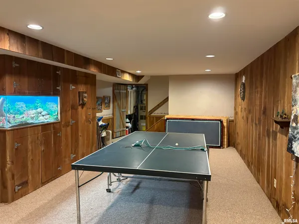 $309,000 | 7610-700 700 E Street, Neponset, IL 61345