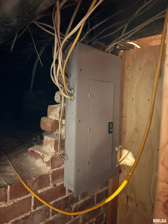 $309,000 | 7610-700 700 E Street, Neponset, IL 61345