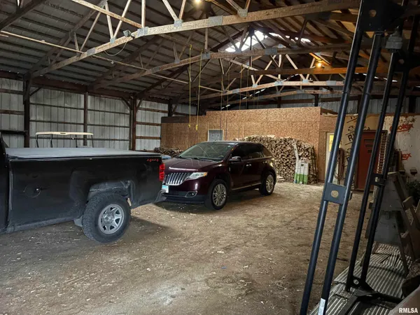 $309,000 | 7610-700 700 E Street, Neponset, IL 61345