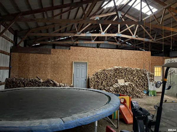 $309,000 | 7610-700 700 E Street, Neponset, IL 61345