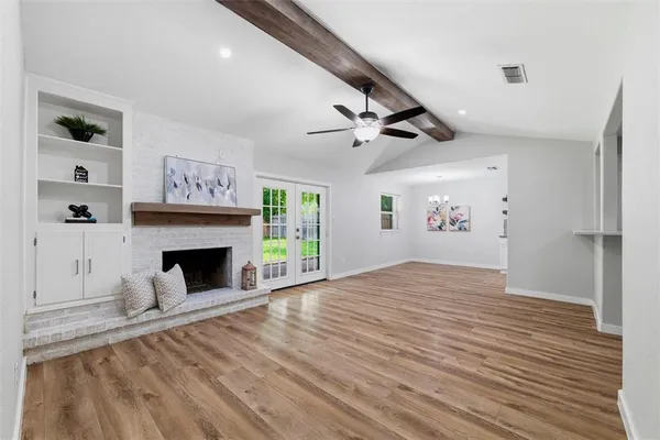 $298,000 | 1417 Linwood Lane, Edgecliff Village, TX 76134