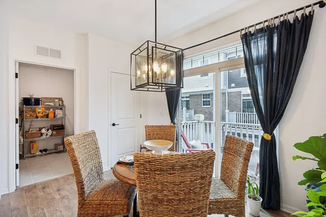 $399,900 | 9245 Harlowe Lane, Orland Park, IL 60462