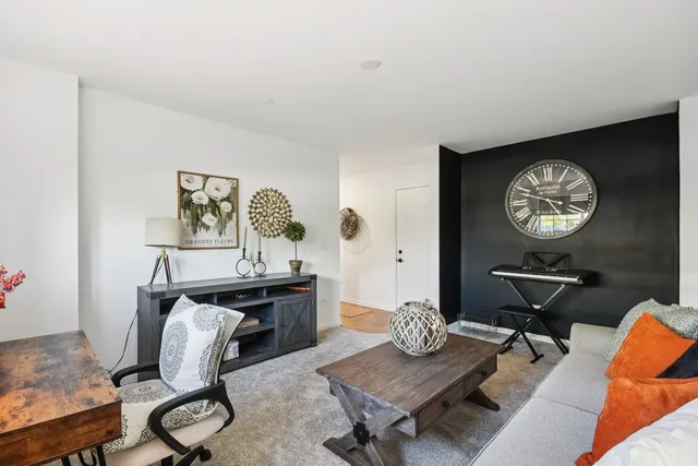 $399,900 | 9245 Harlowe Lane, Orland Park, IL 60462