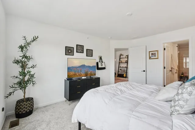 $399,900 | 9245 Harlowe Lane, Orland Park, IL 60462