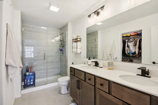 $399,900 | 9245 Harlowe Lane, Orland Park, IL 60462