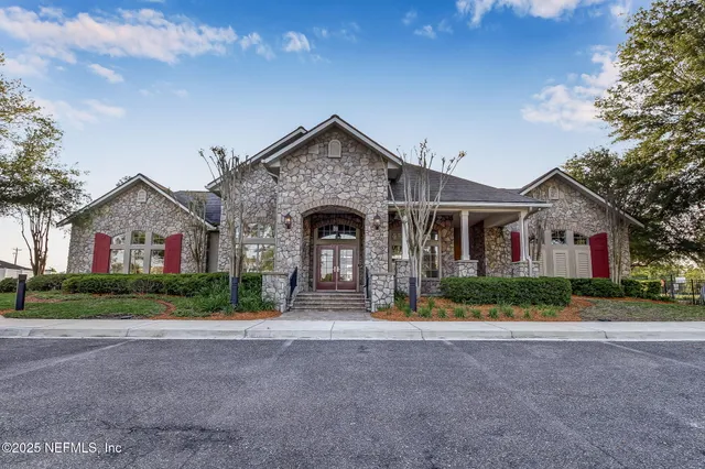 a view of a tennis court