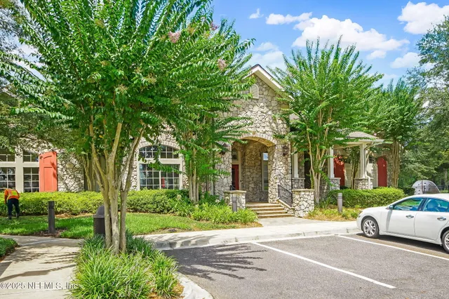 $2,150 | 3356 Canyon Falls Drive, Green Cove Springs, FL 32043