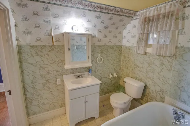 $200,000 | 351 South Main, Carrollton, IL 62016