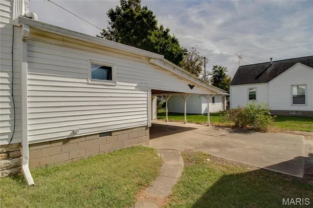$200,000 | 351 South Main, Carrollton, IL 62016