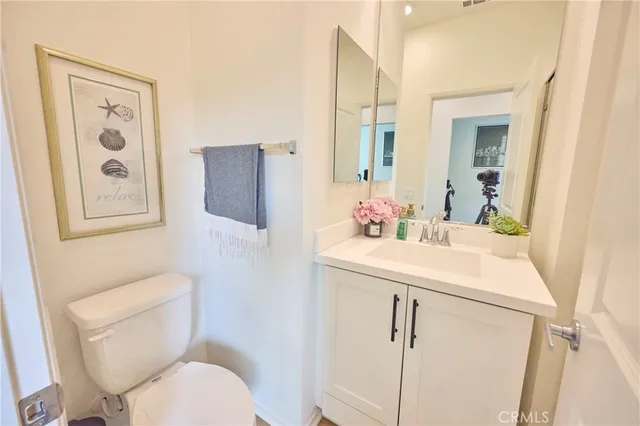 $739,999 | 1128 Via Lucero, Oceanside, CA 92056